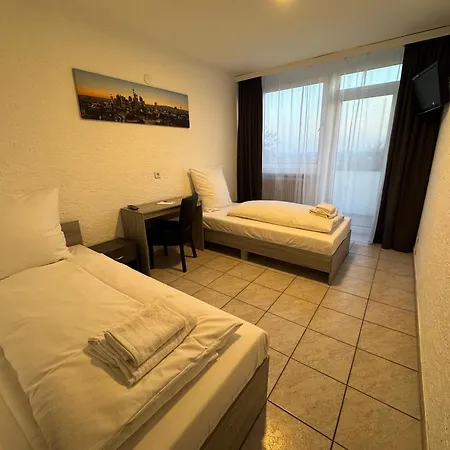 Szálloda Main Taunus 2*